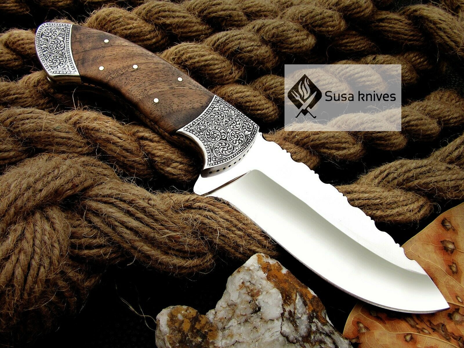 HANDMADE ENGRAVED OUTDOOR HUNTING / FIGHTING CLAW KNIFE - SUSA KNIVES