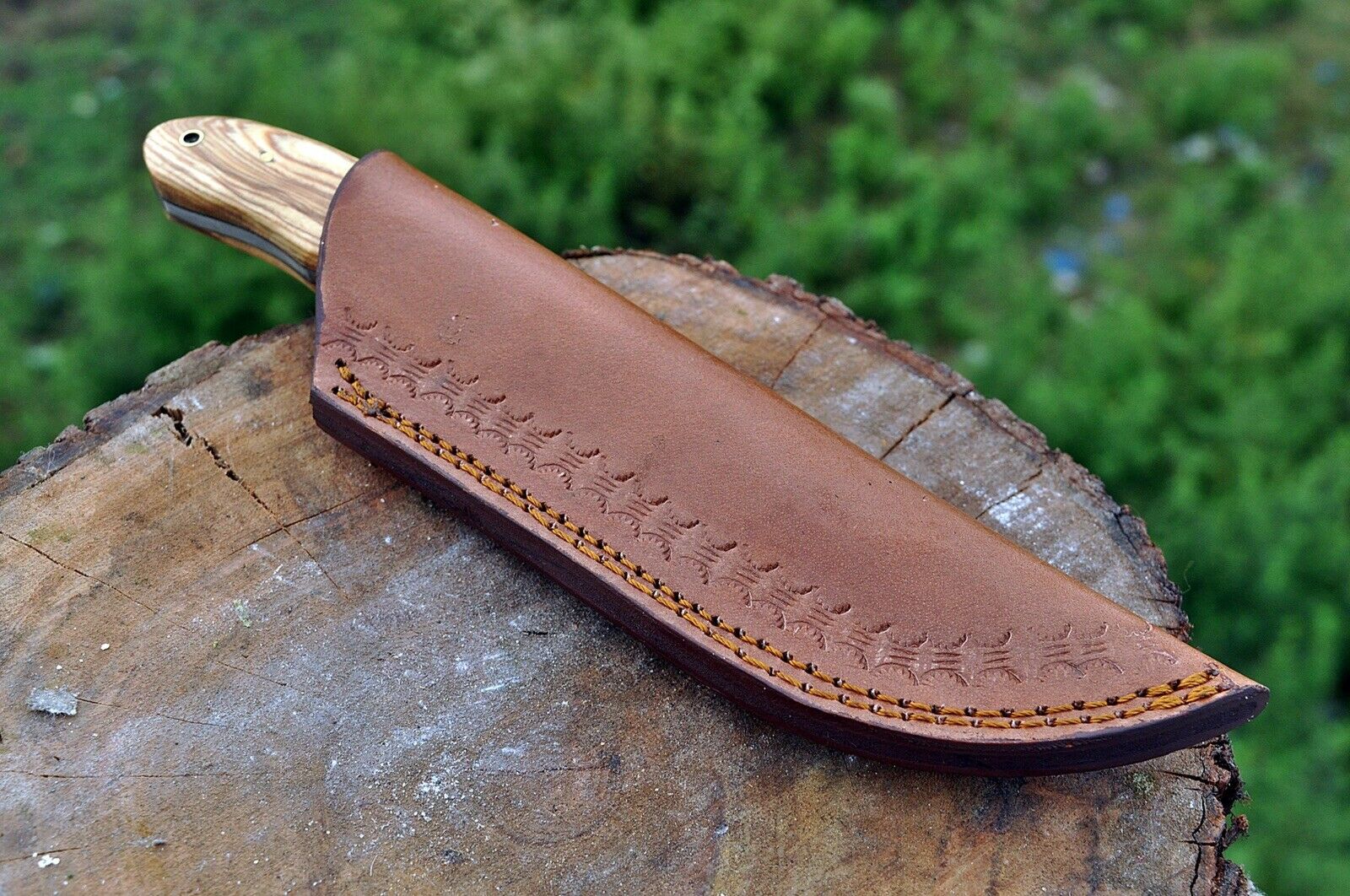 hand Forged Railroad Spike Carbon Steel Hunting Knife W/ Olive Wood Handle - SUSA KNIVES