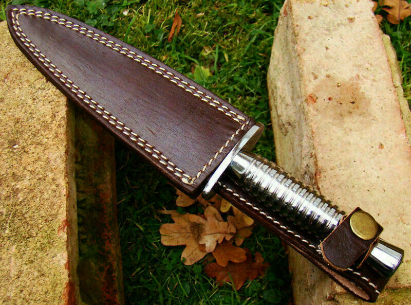 Damascus steelom Handmade Carbon Steel Dagger Knife | Steel Gripped Handle - SUSA KNIVES