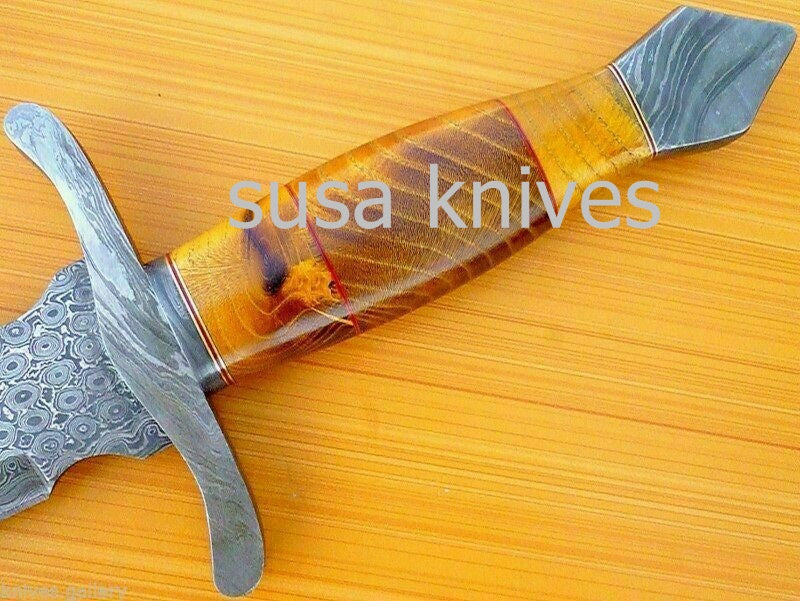 Hand-made-Damascus-steel-hunting-sword - SUSA KNIVES
