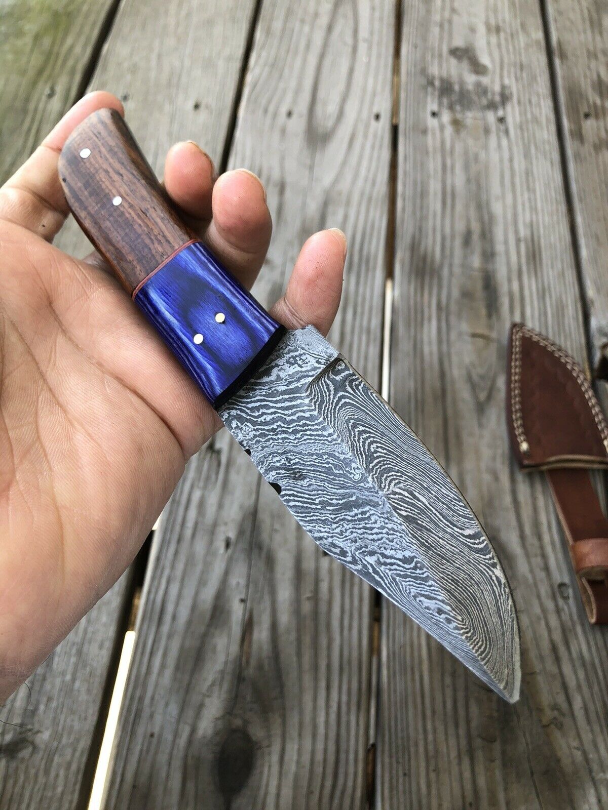 Custom HAND FORGED DAMASCUS STEEL Skinner /Hunting KNIFE W/ Wood Handle - SUSA KNIVES