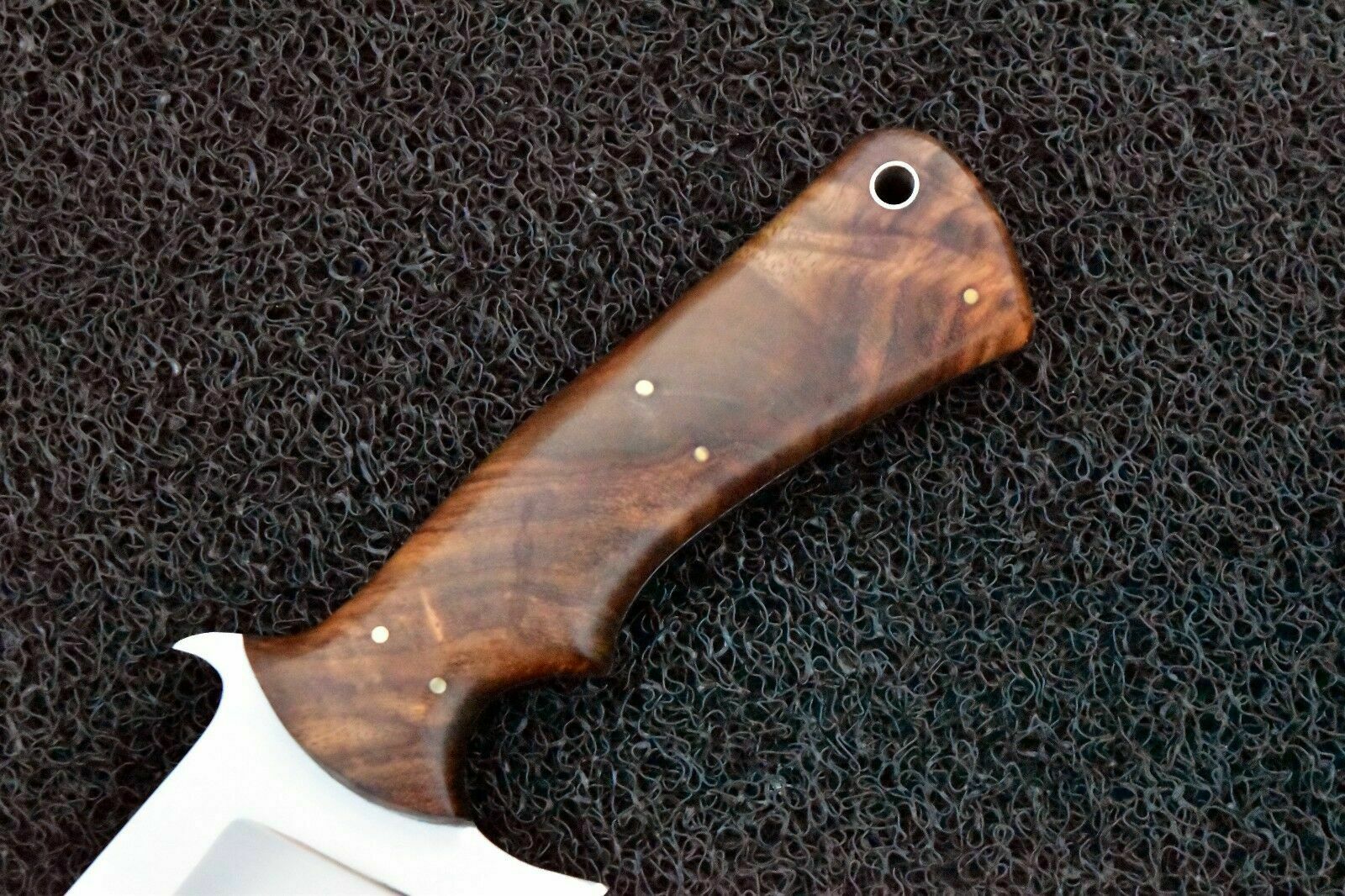 CUSTOM HAND MADE D2 Tool STEEL HUNTING BOWIE KNIFE WITH ROSE WOOD HANDLE. - SUSA KNIVES