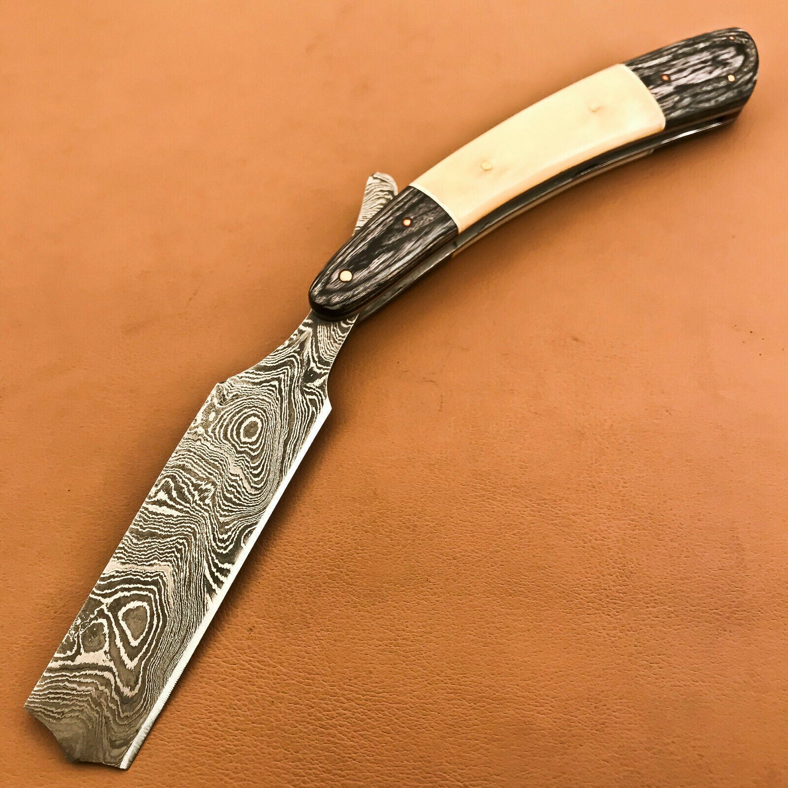 OUTSTANDING Custom Damascus Steel Folding Handmade Sharp Blade Razor CAMEL BONE - SUSA KNIVES