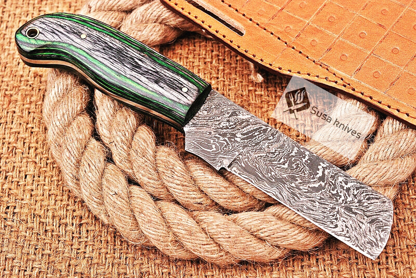 HAND FORGED DAMASCUS STEEL BULL CUTTER/COWBOY KNIFE & PUKKA WOOD HANDLE - SUSA KNIVES