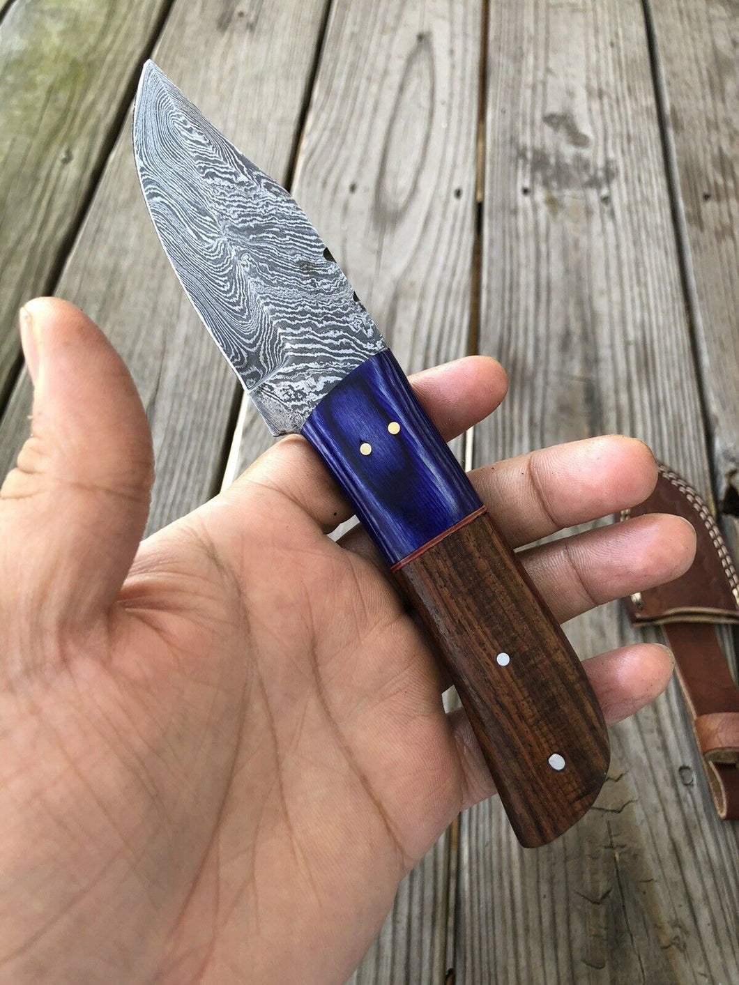 Custom HAND FORGED DAMASCUS STEEL Skinner /Hunting KNIFE W/ Wood Handle - SUSA KNIVES