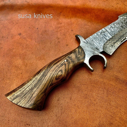 Overall 16" Damascus Steel Hunting Knife Bowie Knife Classic Wood Handle. - SUSA KNIVES