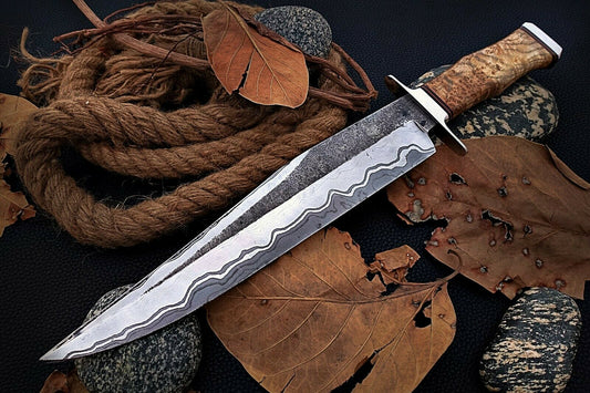 HAND FORGED DAMASCUS STEEL,STRONG GRIP OUTDOOR HUNTING,FIGHTING CLAW BOWIE KNIFE - SUSA KNIVES