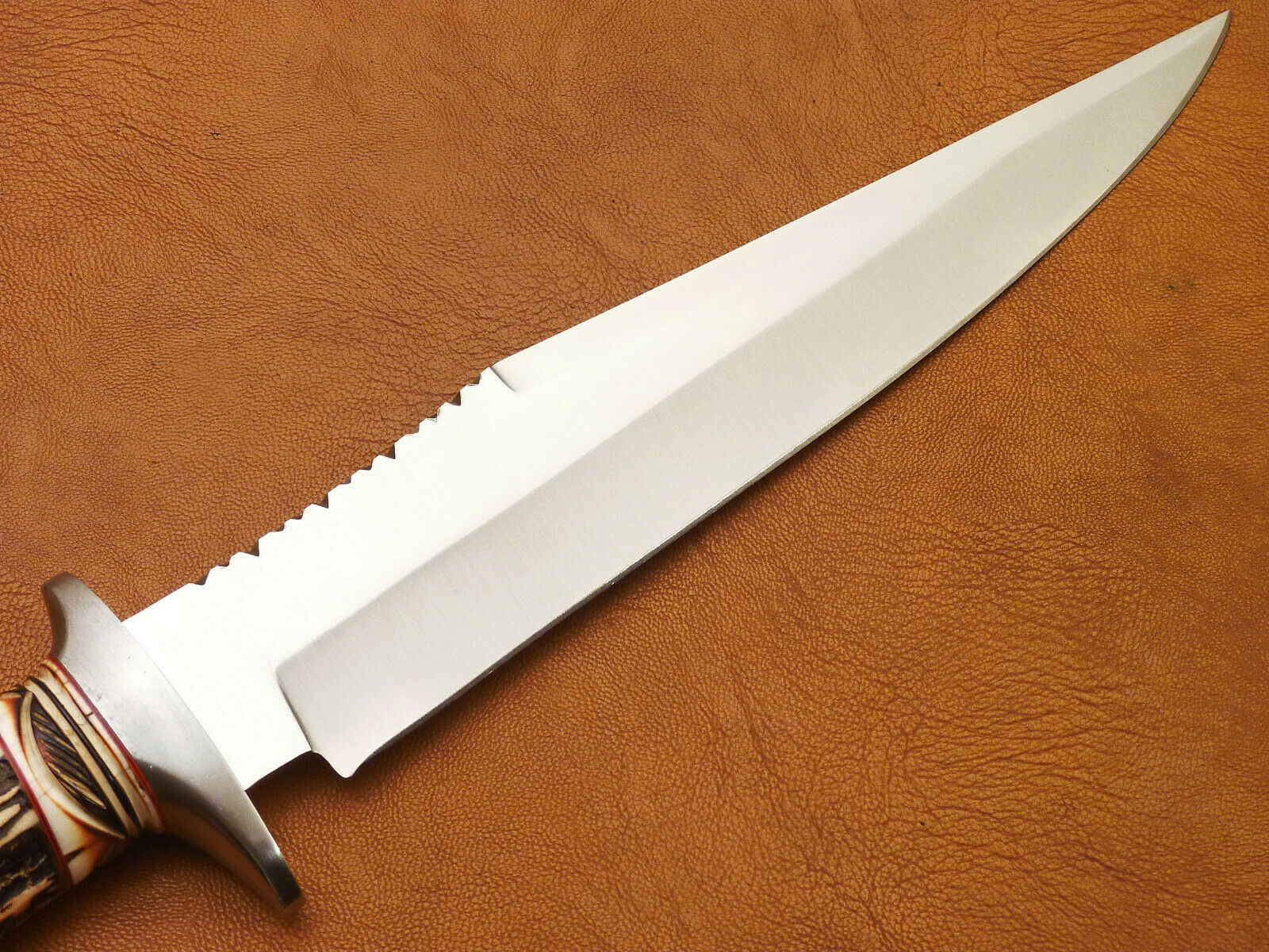 CUSTOM HAND MADE D2 BOWIE HUNTING KNIFE - FIGHTER KNIFE - STAG ANTLER HANDLE - SUSA KNIVES